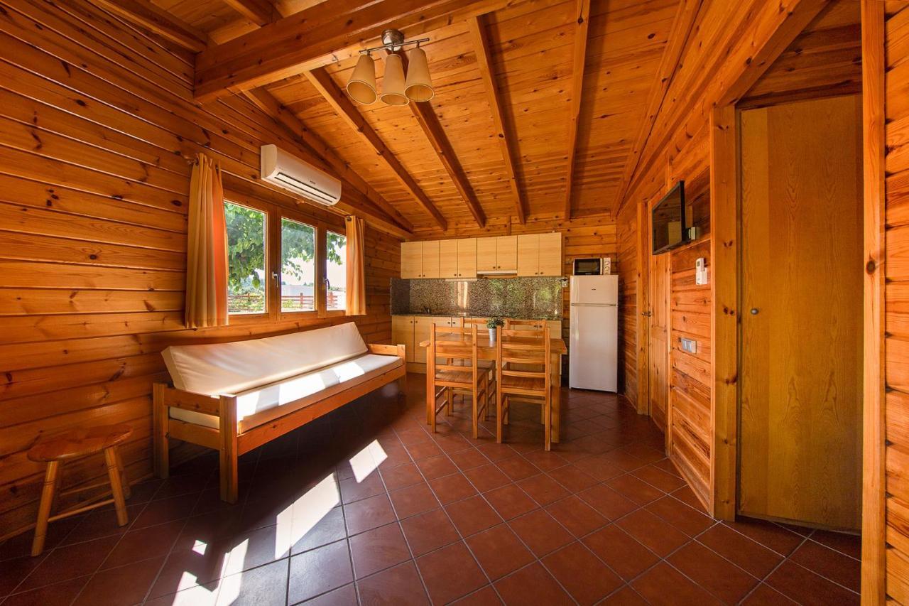 Camping Els Ports Arnes Exterior foto