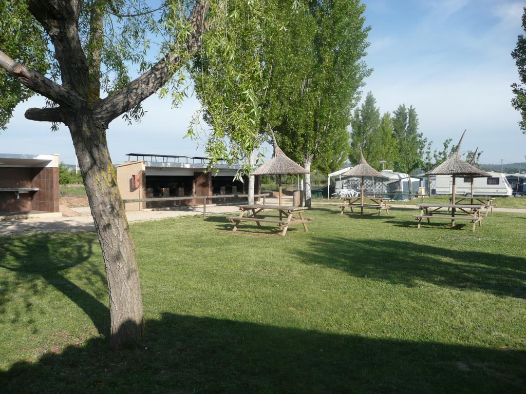Camping Els Ports Arnes Exterior foto
